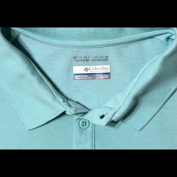 COLUMBIA OMNI- MENβs POLO STYLE SHIRT.LIGHTWEIGHT,SKY BLUE,LOGO ON FRONT.βEUCβ - Picture 4 of 4